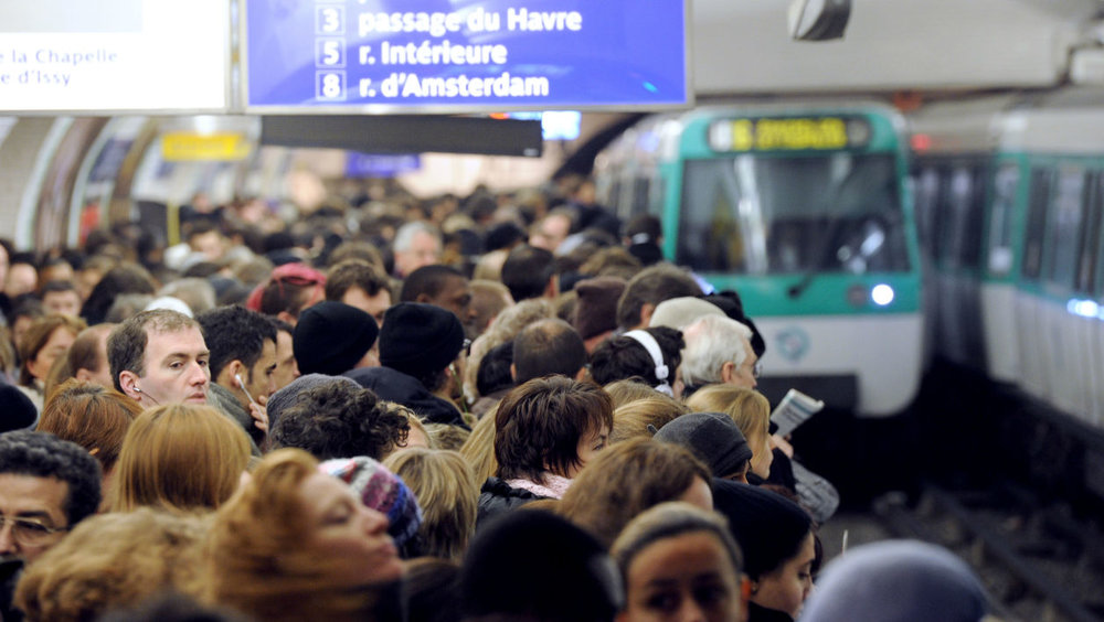 Comment la région Île-de-France compte nettoyer l'air du métro